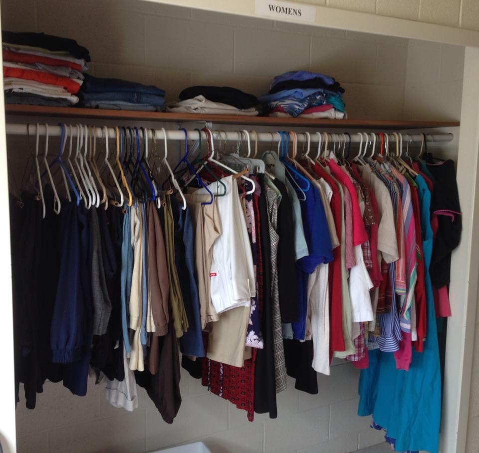Pictures Of Women'S Clothes Closet 58